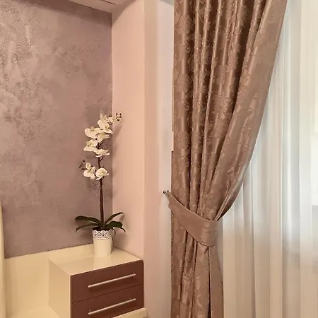 Away From - Dristor Apartment Bucharest