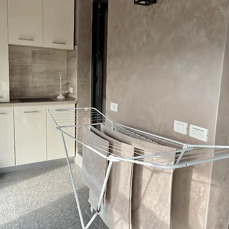 Away From - Dristor * Bükreş