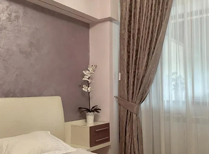 Away From - Dristor * Βουκουρέστι