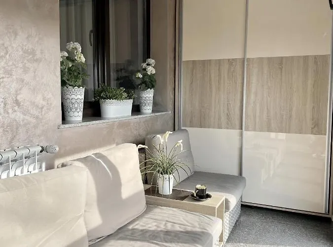 Apartament Away From - Dristor Bucureşti