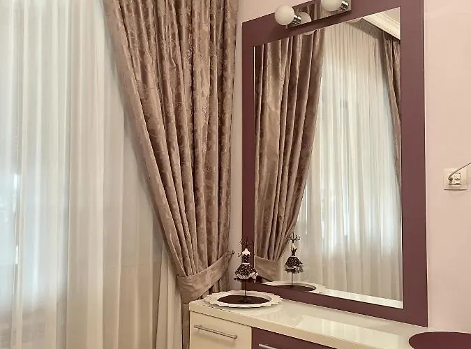 Away From - Dristor Apartament