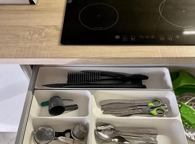 Apartament Away From - Dristor